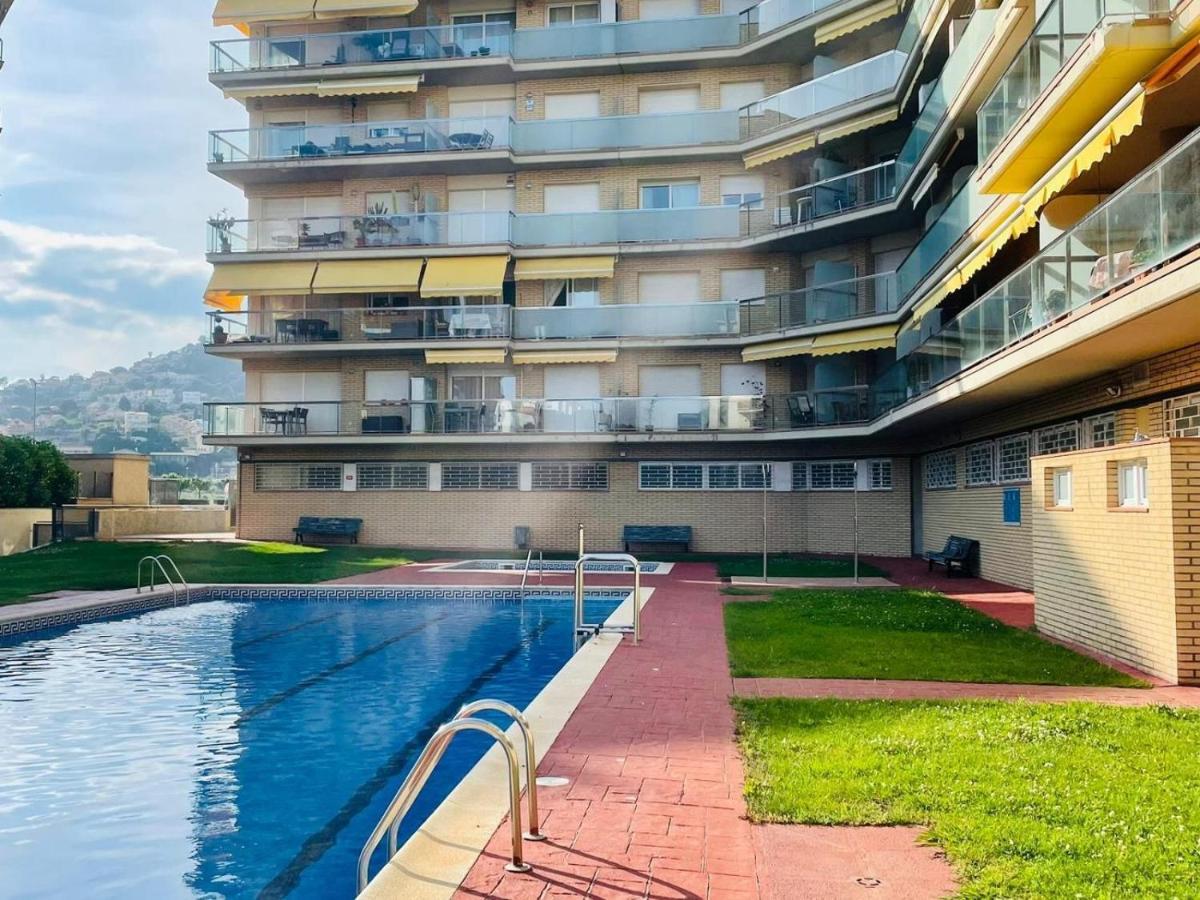 Reconnectar Malgrat De Mar Colom I Apartamento Exterior foto
